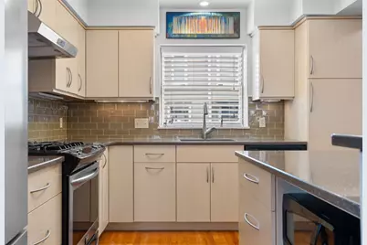 663 N 5th Avenue, Ann Arbor, MI 48104 - Photo 7