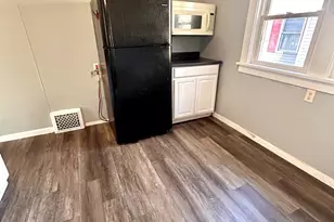 76 N East Ave N, Battle Creek, MI 49017 - Photo 9