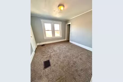 76 N East Avenue N, Battle Creek, MI 49017 - Photo 11