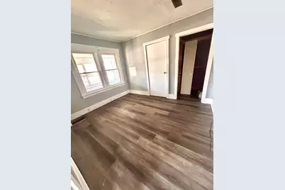 76 N East Avenue N, Battle Creek, MI 49017 - Photo 5