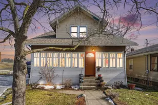 34 Stiles St, Battle Creek, MI 49014 - Photo 1