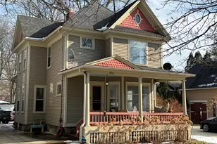 210 N Kalamazoo Ave, Marshall, MI 49068 - Photo 1