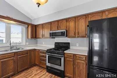 3621 Barker Street, Hudsonville, MI 49426 - Photo 9