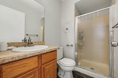 15324 Ashley Court #21, Macomb, MI 48044 - Photo 11
