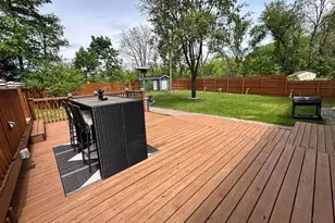 2117 Lakewood Dr, Kalamazoo, MI 49048 - Photo 23