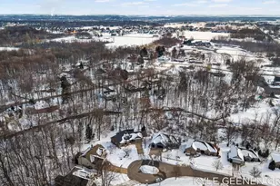 715 Beechcreek Dr, Holland, MI 49423 - Photo 61