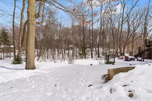 715 Beechcreek Dr, Holland, MI 49423 - Photo 55