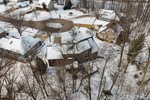 715 Beechcreek Dr, Holland, MI 49423 - Photo 59