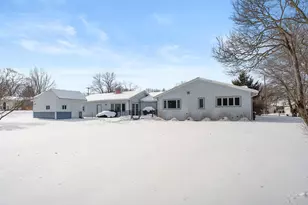 134 N Robin Ave N, Battle Creek, MI 49037 - Photo 41