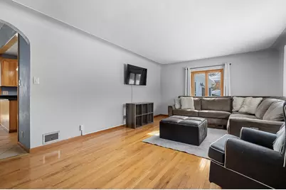 134 N Robin Avenue N, Battle Creek, MI 49037 - Photo 3