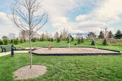 922 W Summerfield Glen Circle, Ann Arbor, MI 48103 - Photo 25