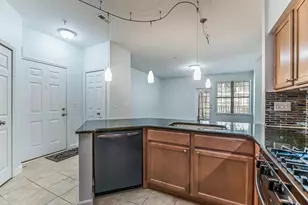 922 W Summerfield Gln Cir, Ann Arbor, MI 48103 - Photo 5