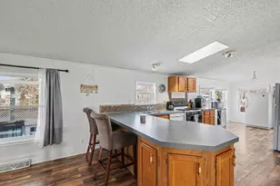 1137 Regina Trail, Wayland, MI 49348 - Photo 7