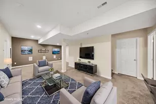 5608 Gallery Park Dr, Ann Arbor, MI 48103 - Photo 19