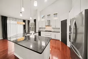 5608 Gallery Park Dr, Ann Arbor, MI 48103 - Photo 5