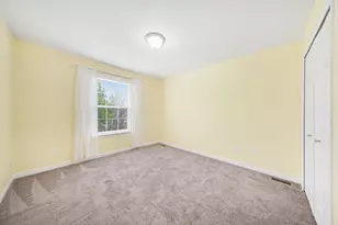 5608 Gallery Park Dr, Ann Arbor, MI 48103 - Photo 13