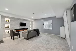 16089 Diamante Dr, Macomb, MI 48044 - Photo 39