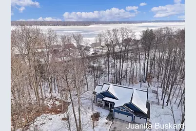 9310 S Annie Lane, Newaygo, MI 49337 - Photo 5