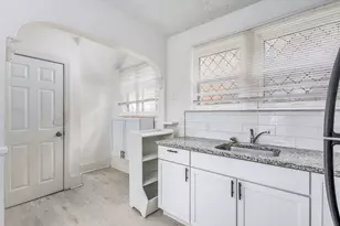 17328 Indiana St, Detroit, MI 48221 - Photo 13