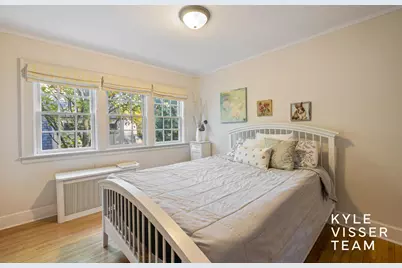 508 Cambridge Boulevard SE, East Grand Rapids, MI 49506 - Photo 29