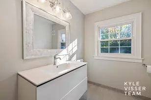 508 Cambridge Blvd SE, East Grand Rapids, MI 49506 - Photo 33