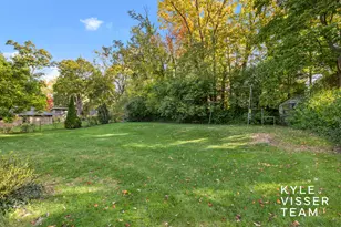 508 Cambridge Blvd SE, East Grand Rapids, MI 49506 - Photo 45