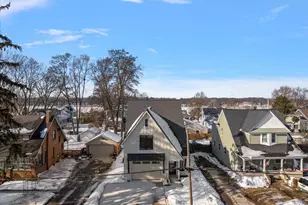 581 S Shore Dr, Holland, MI 49423 - Photo 49