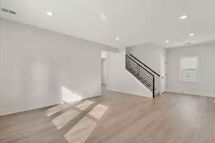 581 S Shore Dr, Holland, MI 49423 - Photo 11