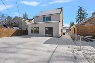 581 S Shore Dr, Holland, MI 49423 - Photo 45