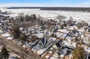 581 S Shore Dr, Holland, MI 49423 - Photo 53