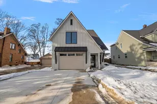 581 S Shore Dr, Holland, MI 49423 - Photo 3