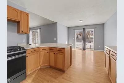 318 Meeking Street, Muskegon, MI 49442 - Photo 7