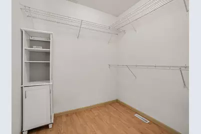 318 Meeking Street, Muskegon, MI 49442 - Photo 11