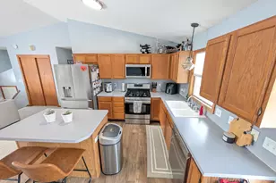 11752 Deerfield Dr, Ravenna, MI 49451 - Photo 13