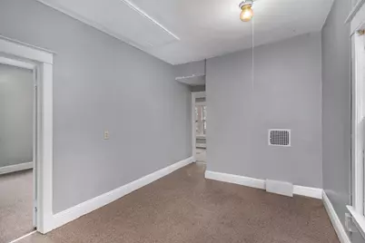 712 W Vine Street, Kalamazoo, MI 49008 - Photo 11