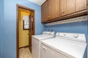 10798 Pleasant Lake Rd, Delton, MI 49046 - Photo 13