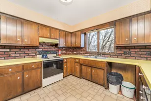 10798 Pleasant Lake Rd, Delton, MI 49046 - Photo 5