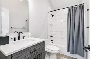 7400 Lake Solis Dr, Stevensville, MI 49127 - Photo 23