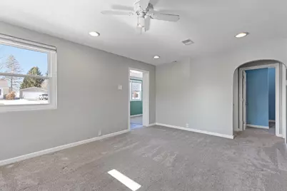 125 Edgewater Drive, Michigan Center, MI 49254 - Photo 9