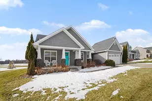 2352 Sandstone Dr, Mount Pleasant, MI 48858 - Photo 3