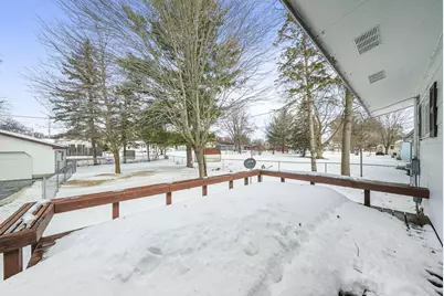 718 Sunset Lane, Cadillac, MI 49601 - Photo 7