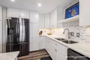 79 Campau Cir NW, Grand Rapids, MI 49503 - Photo 11