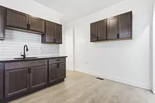 550 Mt Vernon St, Detroit, MI 48202 - Photo 13