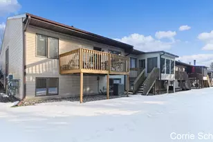 3240 Arrowhead Arms Ct SW, Grandville, MI 49418 - Photo 27