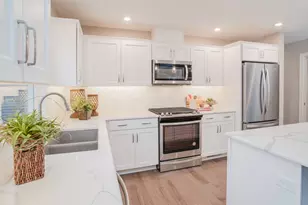 3708 Marabella Pl, Kalamazoo, MI 49006 - Photo 7