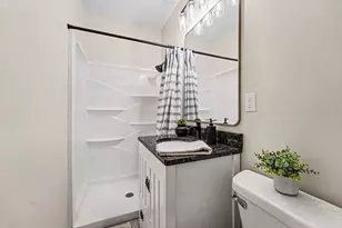 908 Hall St SE, Grand Rapids, MI 49507 - Photo 13