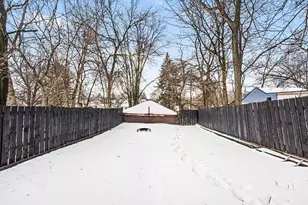 908 Hall St SE, Grand Rapids, MI 49507 - Photo 15