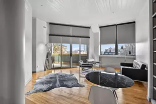 109 W Washington Ave, Jackson, MI 49201 - Photo 3