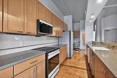 109 W Washington Avenue #16, Jackson, MI 49201 - Photo 9