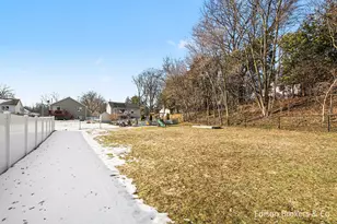 1005 Houseman Ave NE, Grand Rapids, MI 49503 - Photo 23